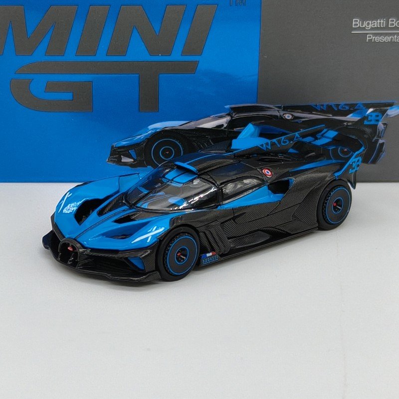 Bugatti Bolide 1:64