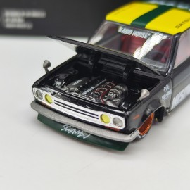 Datsun Street 510 Racing V2 1:64