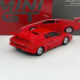 Lamborghini Countach 25th Anniversary 1:64