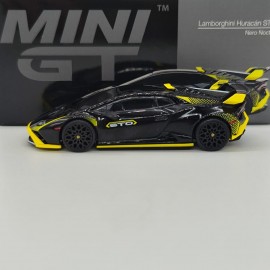 Lamborghini Huracan STO 1:64