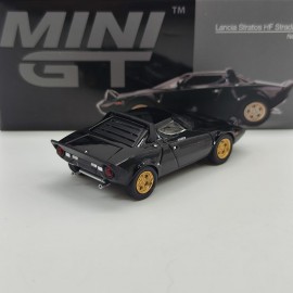 Lancia Stratos HF Stradale 1:64