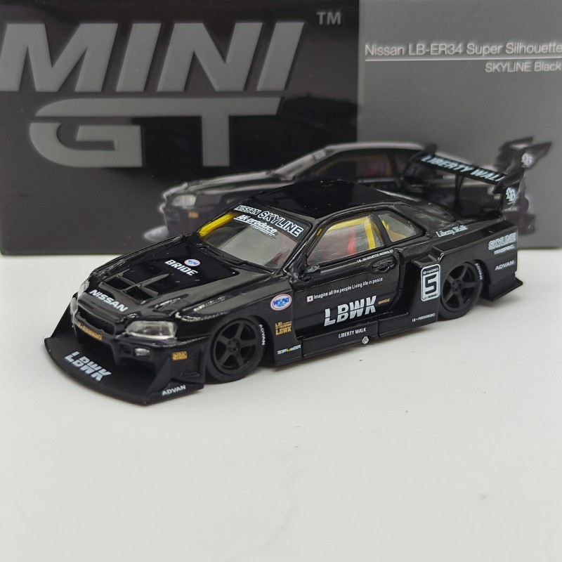 Nissan LB-ER34 Super Silhouete Skyline 1:64
