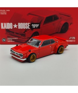 Nissan Skyline 2000GT-R Street V1 1:64