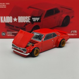 Nissan Skyline 2000GT-R Street V1 1:64
