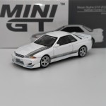 Nissan Skyline GT-R R32 VeilSide Combat C-I 1:64