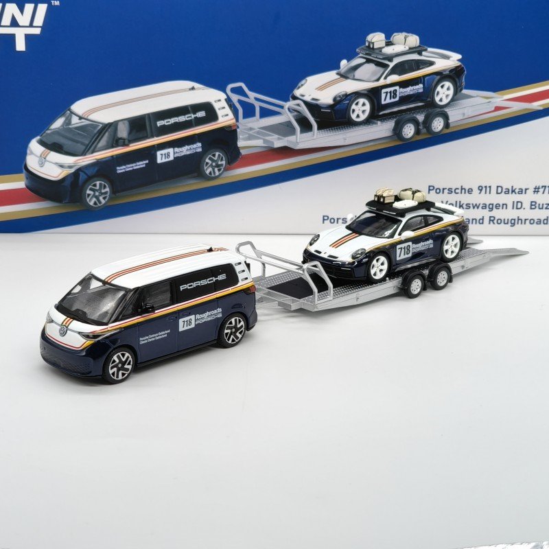 Porsche Dakar Set 1:64