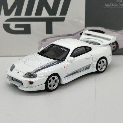 Toyota Supra VeilSide Combat V-I 1:64