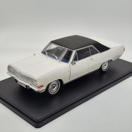 Opel Diplomat V8 Coupe 1965 1:24