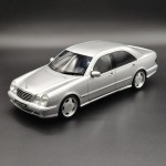 Mercedes E55 AMG W210 1:18