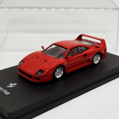 Ferrari F40 1987 1:64