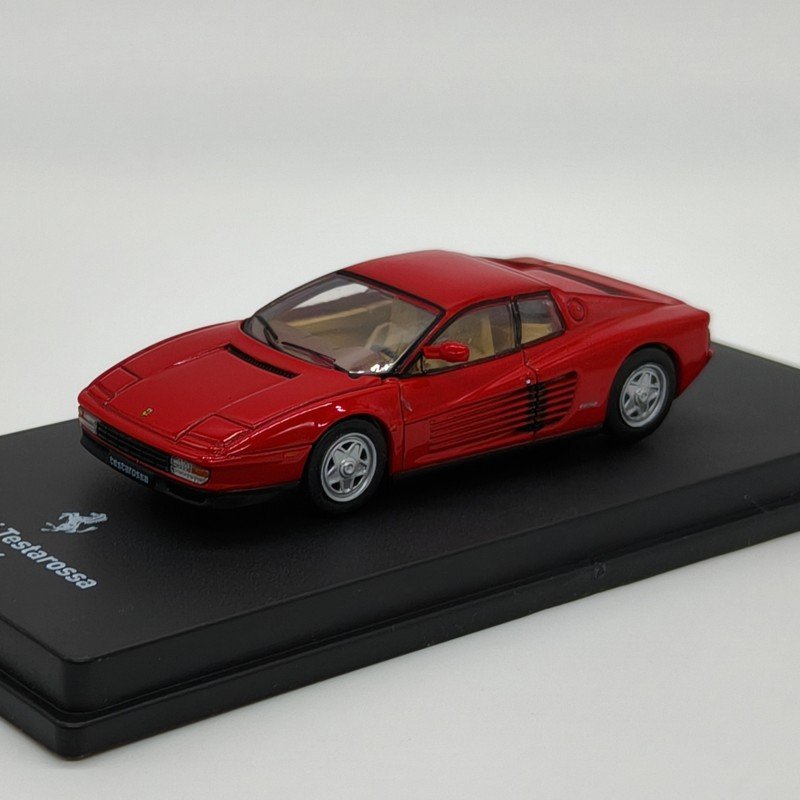 Ferrari Testarossa 1984 1:64