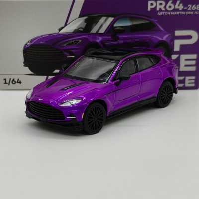 Aston Martin DBX 707 1:64