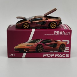 Lamborghini Countach LPI 800-4 1:64
