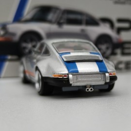 Porsche 911 Singer 964 1:64