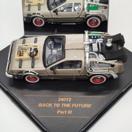 DeLorean DMC 12 1981 Back To The Future III 1:43