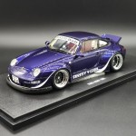 Porsche 911 RWB Army Girl 1:18