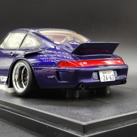 Porsche 911 RWB Army Girl 1:18