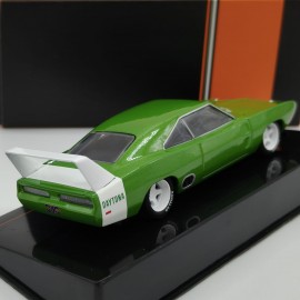 Dodge Charger Daytona 1969 1:43