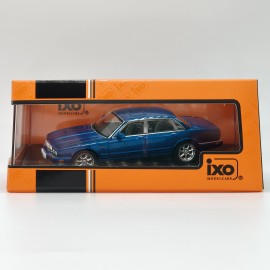 Jaguar XJ8 1998 1:43