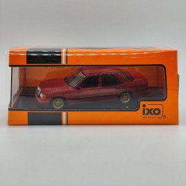 Mercedes 300 E W124 1:43