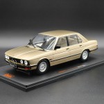BMW 529i E28 1987 1:18