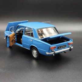VAZ 21-01 Lada 1200 1971 1:18