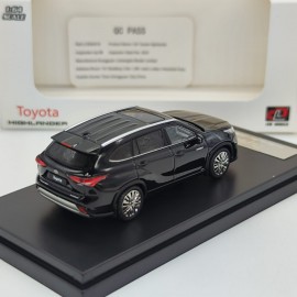 Toyota Highlander 1:64