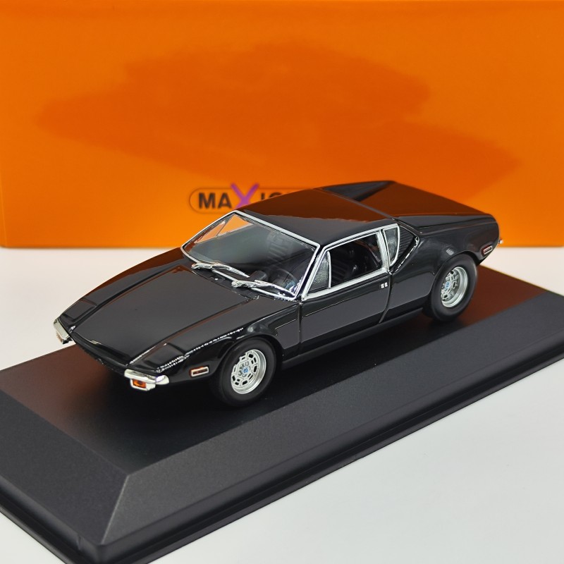 DeTomaso Pantera 1:43