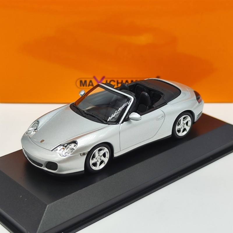 Porsche 911 4S Cabriolet 1:43