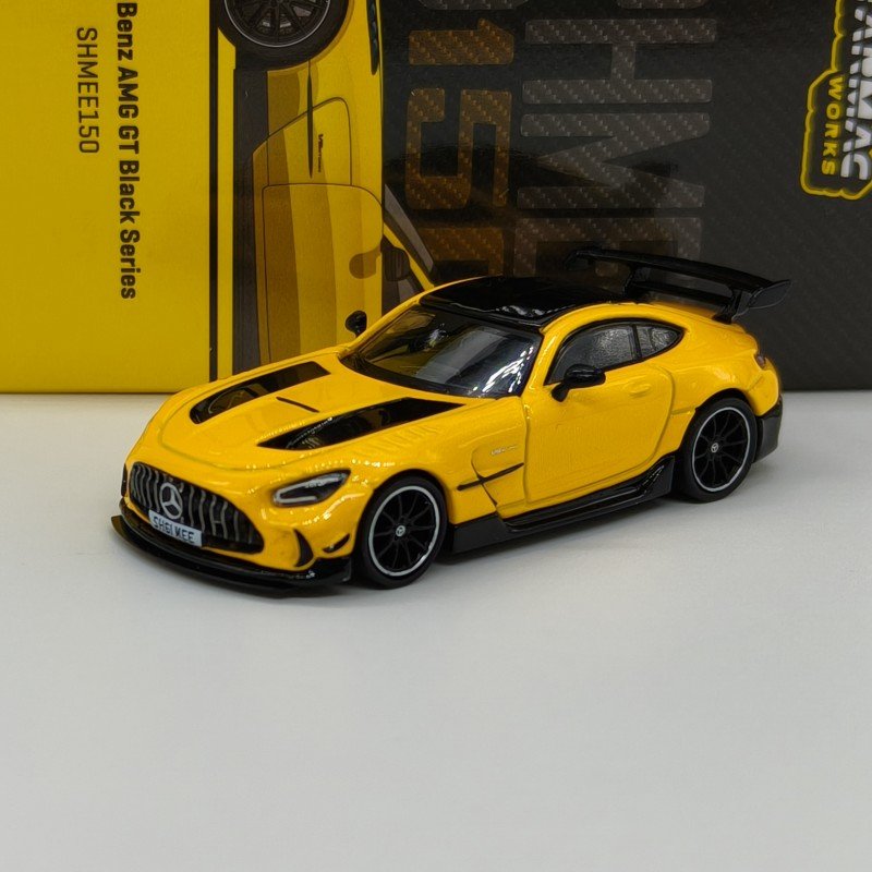 Mercedes AMG GT Black Series C190 1:64
