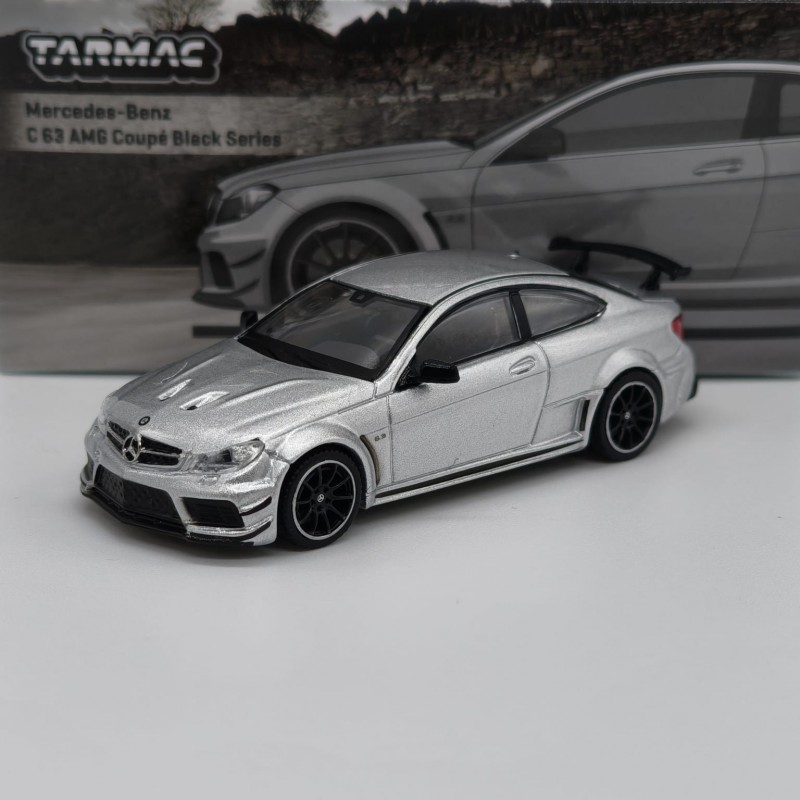 Mercedes C63 AMG W204 1:64