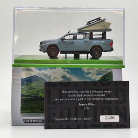 Toyota Hilux 1:64