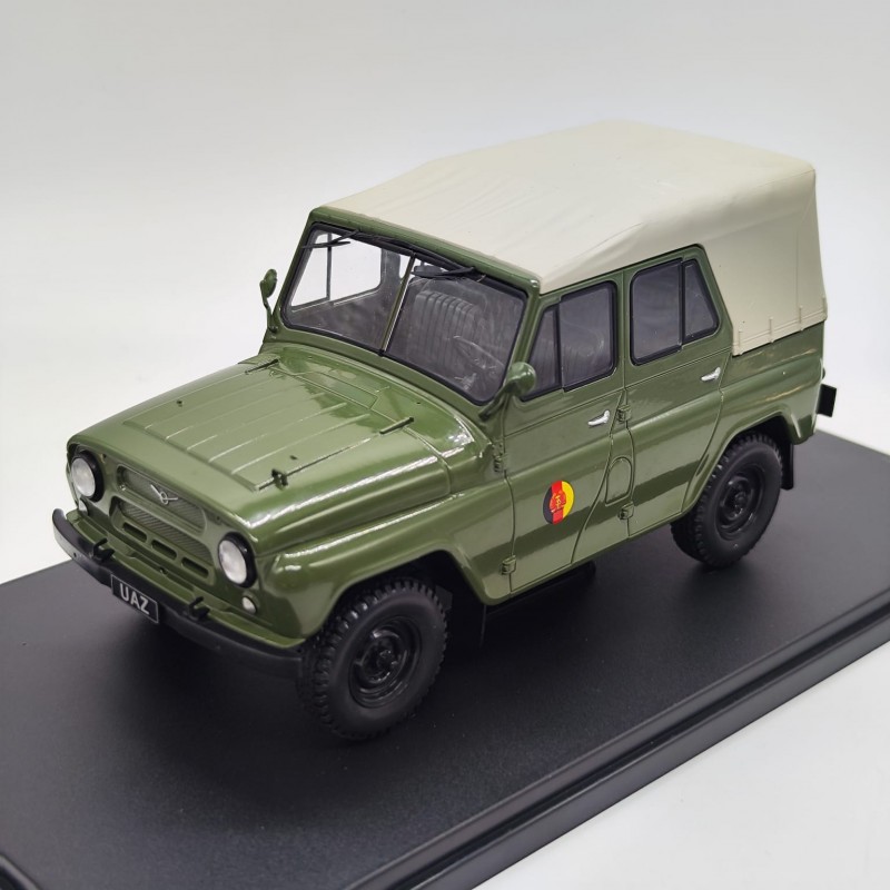 UAZ 469 (NVA) 1:24