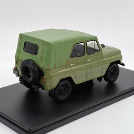 UAZ 469 1:24